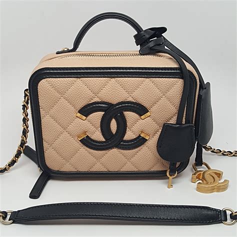 chanel vanity bag beige 20cm